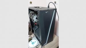 Percheziții ale procurorilor DIICOT la persoane suspectate de hacktivism