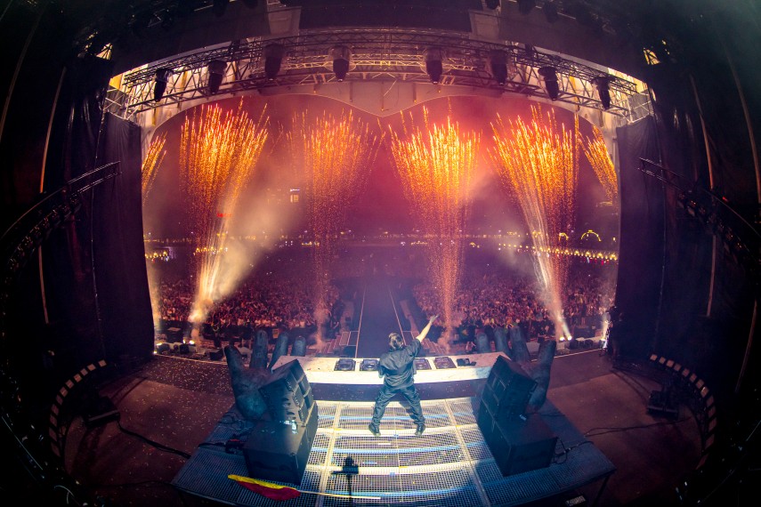 prima zi a festivalului untold a intrat in istorie peste 95 000 de fani au petrecut pana in zori pe ritmurile prima zi a festivalului untold a intrat in istorie peste 95 000 de fani au petrecut pana in zori pe ritmurile