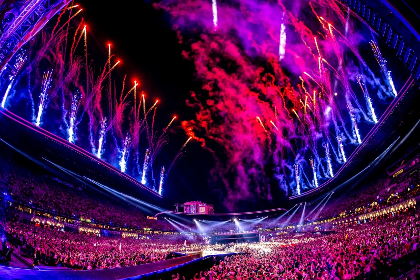 prima zi a festivalului untold a intrat in istorie peste 95 000 de fani au petrecut pana in zori pe ritmurile prima zi a festivalului untold a intrat in istorie peste 95 000 de fani au petrecut pana in zori pe ritmurile