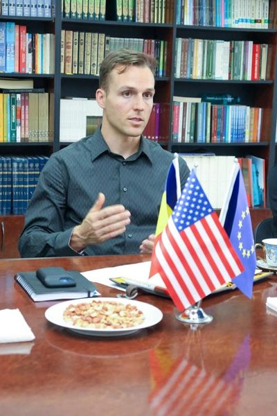 delegatie de la baza militara mihail kogalniceanu in vizita la sediul muftiatului cultului musulman din