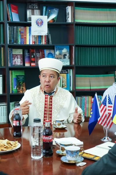 delegatie de la baza militara mihail kogalniceanu in vizita la sediul muftiatului cultului musulman din
