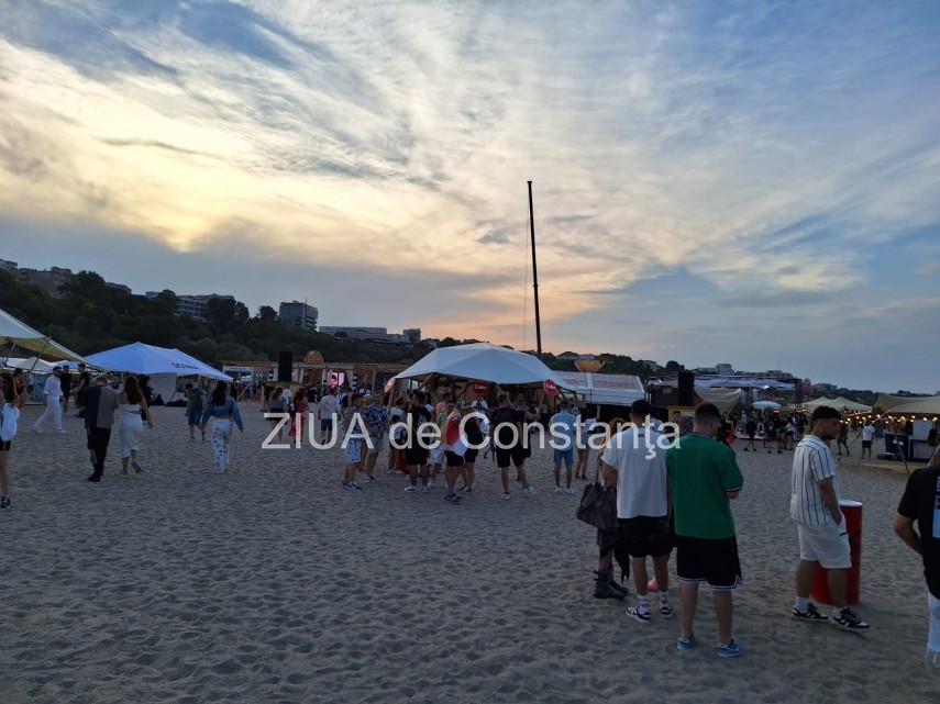 a doua seara a editiei aniversare a festivalului neversea distractia revine la malul marii galerie foto