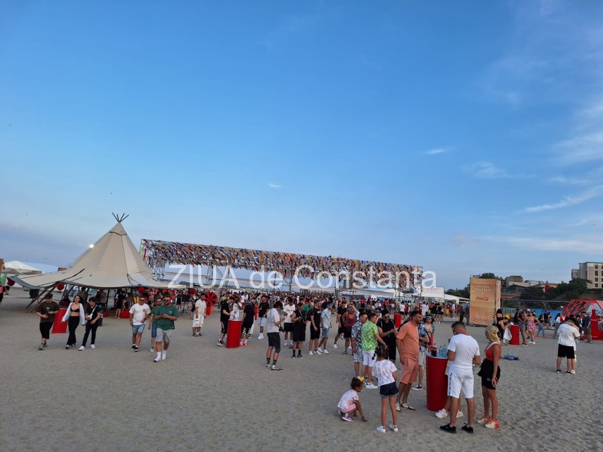 a doua seara a editiei aniversare a festivalului neversea distractia revine la malul marii galerie foto