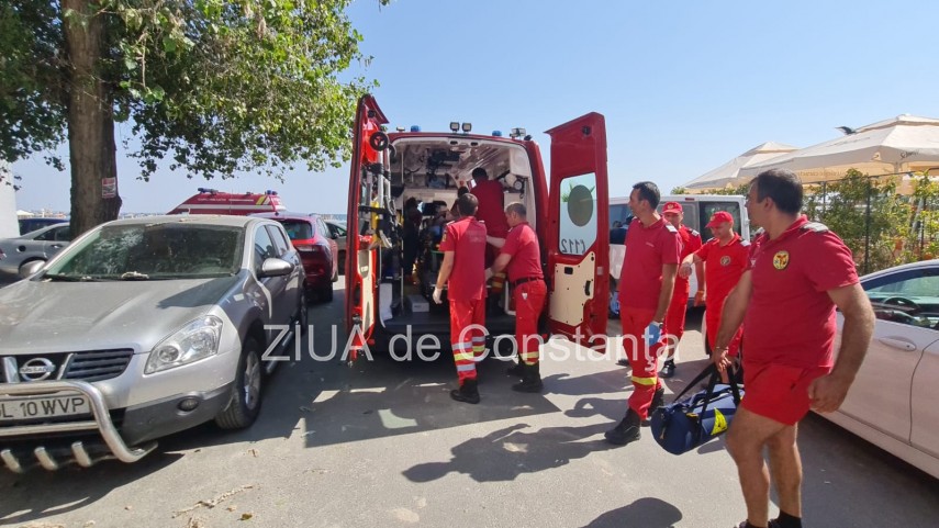 alerta in statiunea mamaia o persoana scoasa inconstienta din mare intervin salvatorii 819704