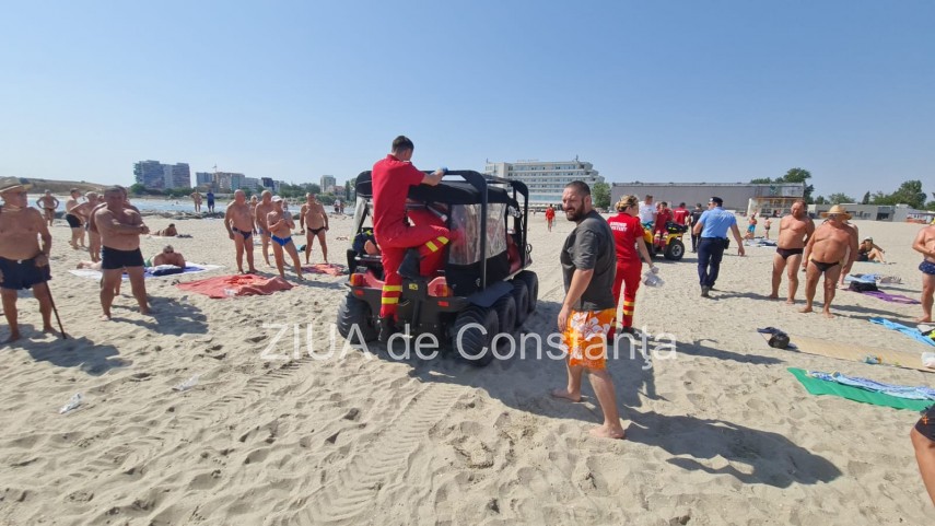alerta in statiunea mamaia o persoana scoasa inconstienta din mare intervin salvatorii 819704