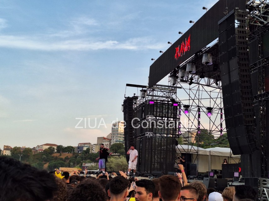 atmosfera incendiara in prima seara a festivalului neversea ce artisti au urcat pe scenele de la malul