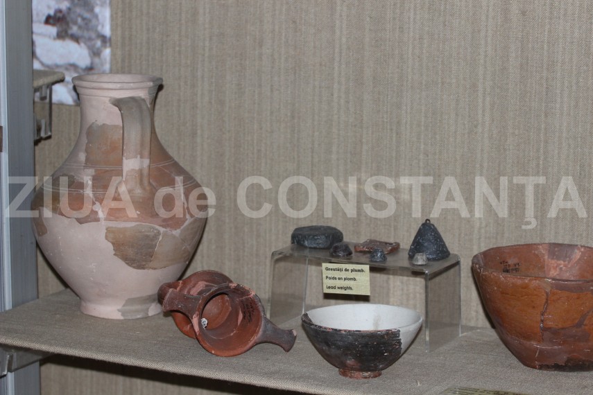 Sursa foto: ZIUA de Constanța - Ceramică greacă și autohtonă din epoca elenistică de la Albești. Muzeul de Istorie Națională și Arheologie Constanța