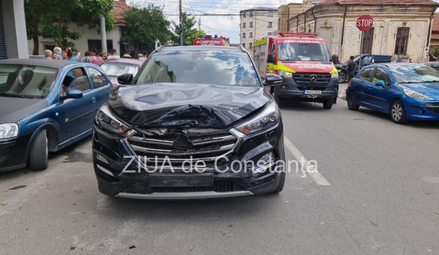 UPDATE. Accident rutier in Constanta! Trei masini implicate  (FOTO+VIDEO)  