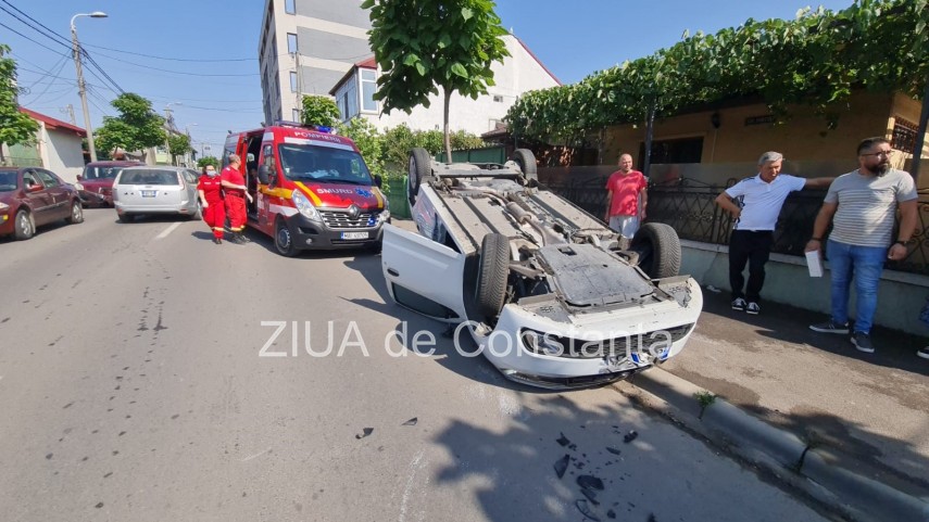 Accident rutier pe strada Portitei din Constanta! O masina, rasturnata (GALERIE FOTO+VIDEO)