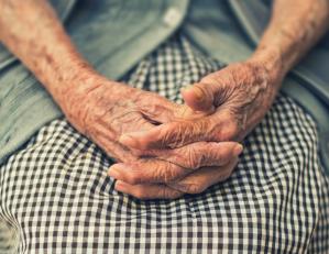 Caz șocant! Persoane cu dizabilități ținute în condiții inumane în subsolul unui cămin specializat din Mureș! 