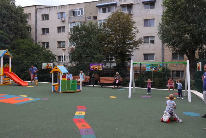 constanta patru noi locuri de joaca date in folosinta in ce zone sunt amplasate galerie foto 823411