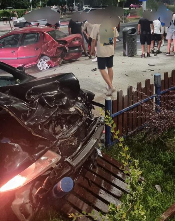 accident rutier pe bulevardul mamaia zona pescarie doua autoturisme implicate galerie foto 823289