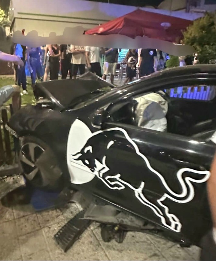 accident rutier pe bulevardul mamaia zona pescarie doua autoturisme implicate galerie foto 823289