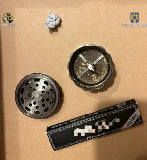 Tânăr din Vaslui reținut pentru trafic de droguri