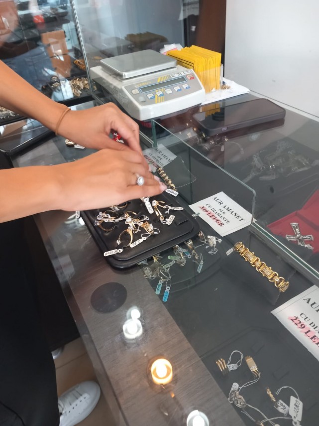 anpc operatorii economici din domeniul metalelor si pietrelor pretioase la control foto 827107