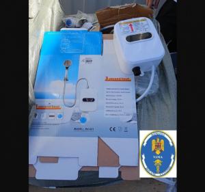 Știri Constanța Bunuri contrafăcute într-un container din China! (FOTO)