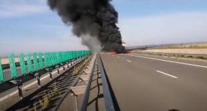 Atenție, șoferi! Trafic oprit pe autostrada A2 Constanța - București din cauza unui incendiu (FOTO+VIDEO)