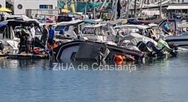 Știri Constanța Incident în Portul Tomis. O barcă de agrement s-a răsturnat! (FOTO+VIDEO)        