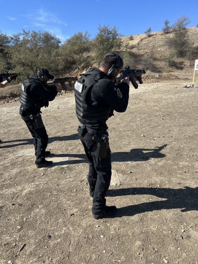 luptatorii din cadrul serviciului pentru actiuni speciale al ipj constanta au participat la un stagiu luptatorii din cadrul serviciului pentru actiuni speciale al ipj constanta au participat la un stagiu