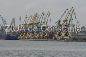 Vești bune pentru cei ce vor să se angajeze în Portul Constanța A fost votată legea care permite accesul la șefie pentru persoane din afara sectorului naval (DOCUMENT)