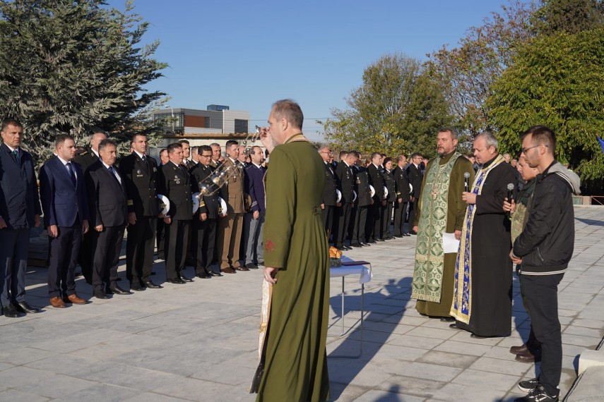 marinarii militari au marcat ziua veteranilor din teatrele de operatii foto 835080