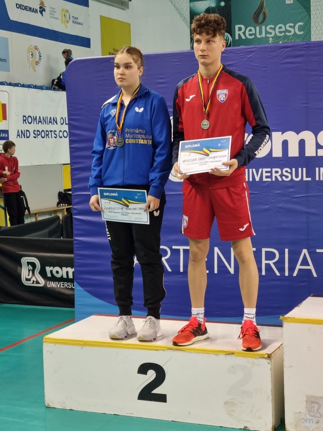 tenis de maasa constanta bianca mei rosu dubla campioana nationala la tineret galerie foto 835055