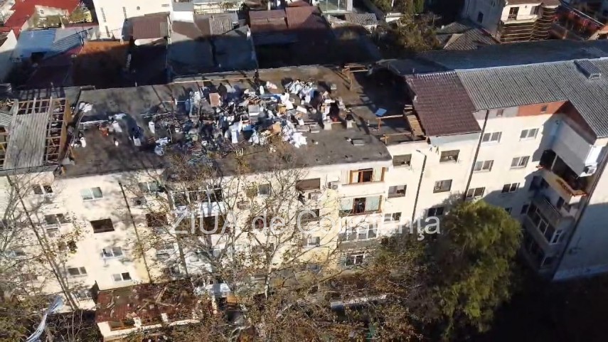 In Constanta: Imagini incredibile surprinse cu drona, in Faleza Nord, la acoperisul prabusit peste un loc de joaca (FOTO+VIDEO) 
