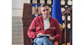  Și-a suspendat contractul de muncă Un fost director executiv din Primăria Constanța a renunțat la procesul intentat Consiliului Local. Era vizată una dintre organigramele municipalității!  