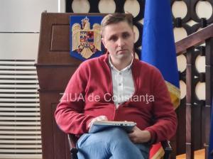  Și-a suspendat contractul de munca: Un fost director executiv din Primaria Constanta a renuntat la procesul intentat Consiliului Local. Era vizata una dintre organigramele municipalitatii!  