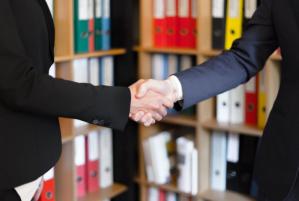  Cumpărare directă Primăria Cogealac, contract cu Ayming Smart SRL pentru consultanță lunară în domeniul achizițiilor (DOCUMENT) 