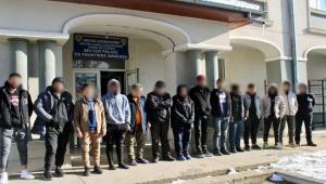 Garda de Coastă Alți 14 cetățeni străini, intrați ilegal în țară, depistați de polițiștii de frontieră, în zona localității Cetate, din județul Constanța