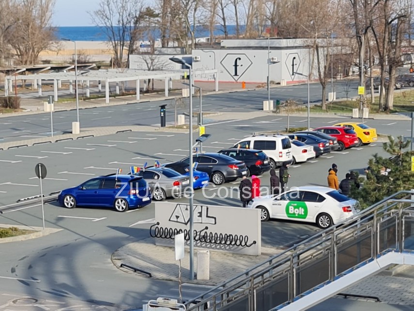Incep din nou protestele fermierilor si transportatorilor la Constanta  (FOTO+VIDEO)