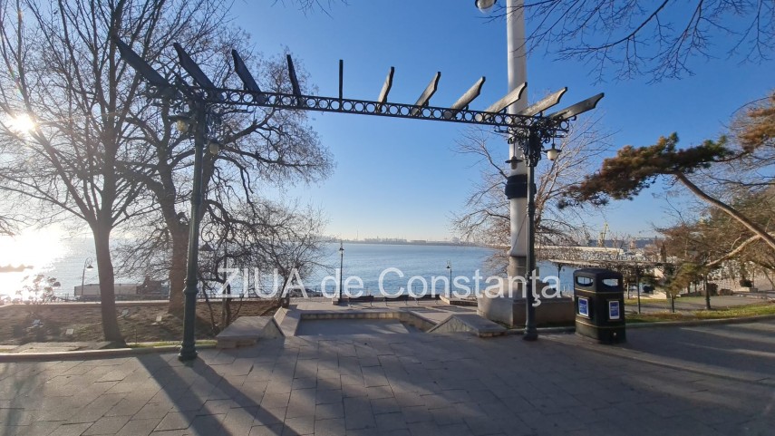 stiri constanta imagini de la faleza cazinoului din constanta ce masuri s au luat pentru un stalpisor