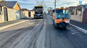 Știri Constanța Se reabilitează carosabilul pe strada Mureșului din cartierul Palas. Trafic rutier restricționat 