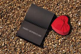 Sondaj de opinie Majoritatea respondenților consideră că luna martie este numită „luna femeii” deoarece se sărbătorește Ziua Internațională a Femeii 