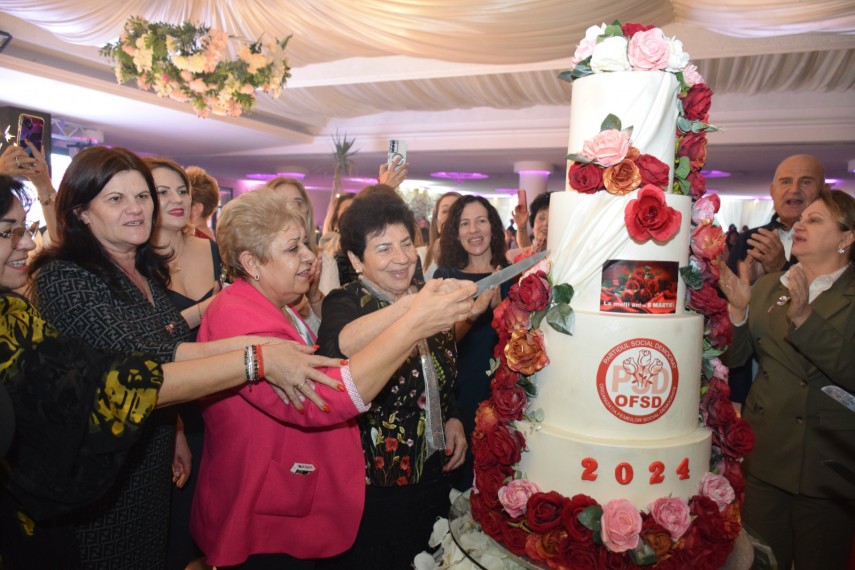ofpsd la ceas de sarbatoare 1000 de femei social democrate petrec la constanta foto video 848321
