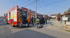 Știri Constanța UPDATE. Arde o casă în Valu lui Traian! (FOTO+VIDEO)   