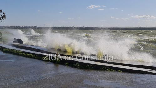 Județele Constanța și Tulcea, sub cod galben de vânt! Când expiră avertizarea meteo