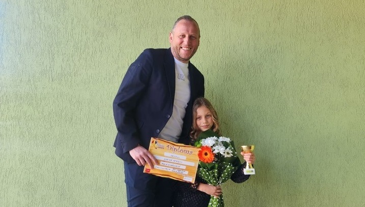 Fost capitan la Farul Constanta, un tatic mandru!: Fiica lui Florin Patrascu, premianta la Concursul National de Talente (GALERIE FOTO + VIDEO)     