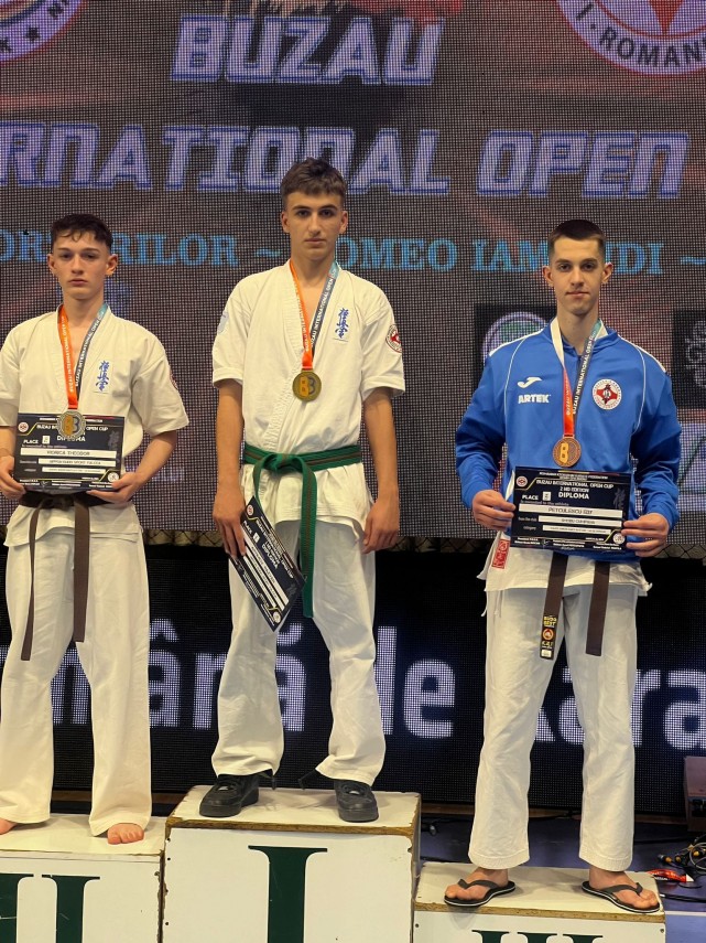 Performanta la karate kyokushin ale Colegiului National Militar Alexandru Ioan Cuza Constanta