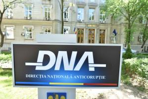 DNA a trimis în judecată un șofer! Dare de mită, ultraj, distrugere și amenințare