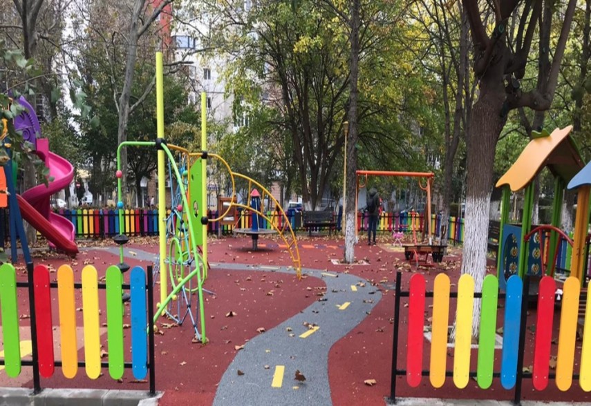 Licitatii publice: Primaria Constanta a atribuit doua contracte in mai putin de o luna pentru un SRL infiintat anul trecut! Despre ce este vorba ? (DOCUMENT)