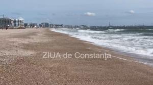 Plaja din Stațiunea Mamaia, pustie în minivacanța de 1 Mai! (GALERIE FOTO+VIDEO)