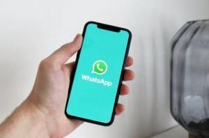 WhatsApp a picat! Mai multi utilizatori au raportat probleme  