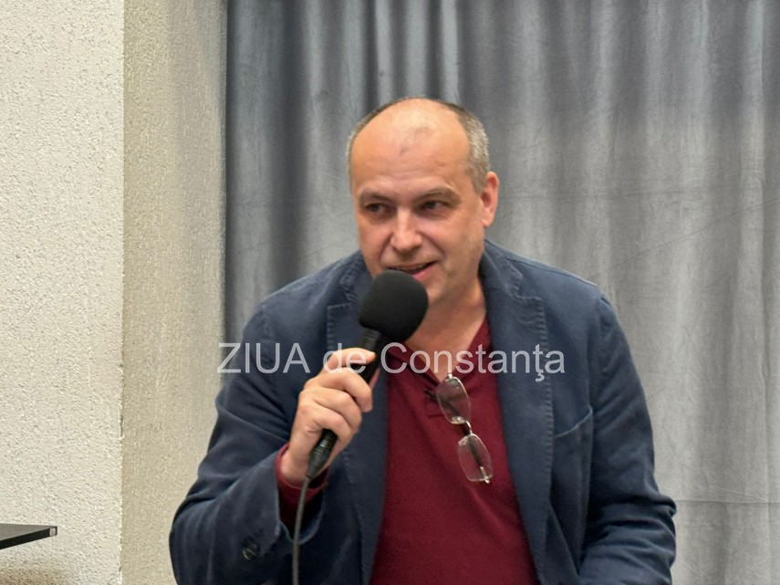 live text fostul ministru de externe adrian cioroianu vine la biblioteca judeteana constanta in cadrul