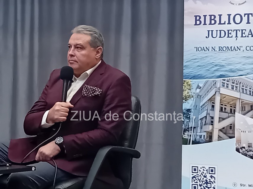 live text fostul ministru de externe adrian cioroianu vine la biblioteca judeteana constanta in cadrul