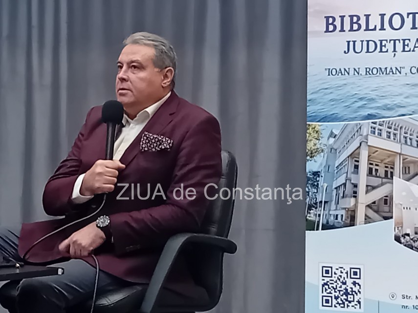 live text fostul ministru de externe adrian cioroianu vine la biblioteca judeteana constanta in cadrul