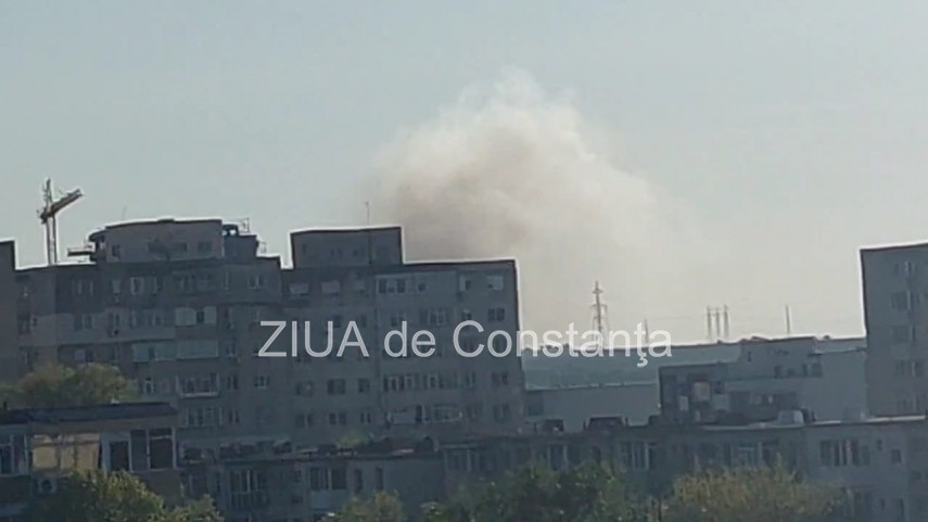 Coloana de fum dens este observat in Tomis Nord, Constanta. Constantenii se intreaba ce este (FOTO+VIDEO) 