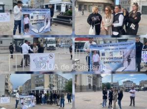 „Suntem cu 2 Mai puțini“ Manifest organizat în Piața Ovidiu din Constanța în memoria celor doi tineri uciși în tragicul accident de la 2 Mai (GALERIE FOTO+VIDEO) 