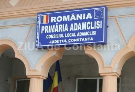Licitații Constanța Primăria Adamclisi a atribuit un contract de peste 800.000 de lei către două firme din București și Ploiești. Despre ce este vorba (DOCUMENT)  